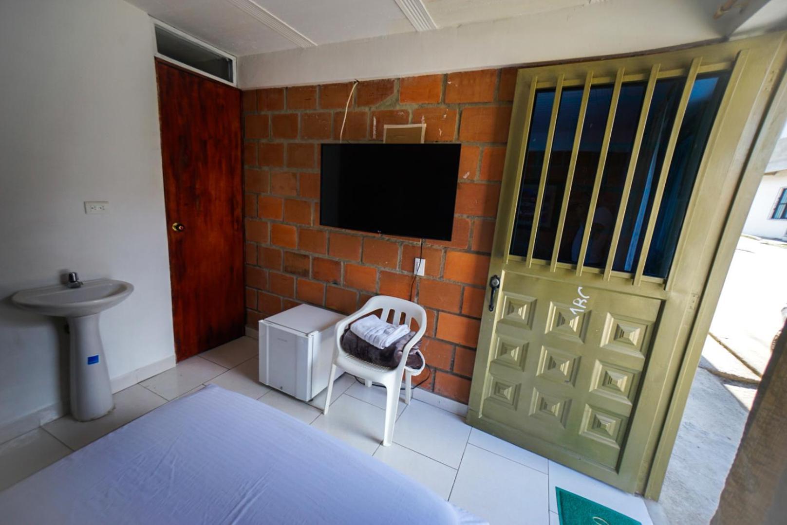 شقة Casa Corazon Del Pueblo كاليما الغرفة الصورة